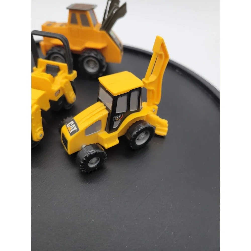 CAT Construction Vehicles Toy Lot Bulldozer Roller Loader  Plastic Set Lot Of 4